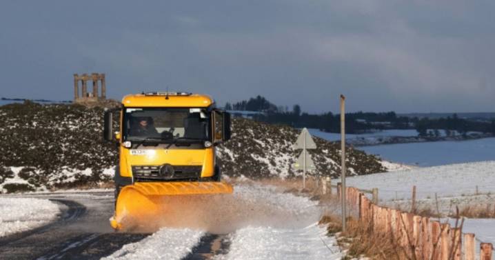 UK faces 'wall of snow' which will crash into 11 counties in England next week