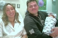 Woman Gives Birth in Car After Husband Pulls Off Highway, Dials 911 for Help