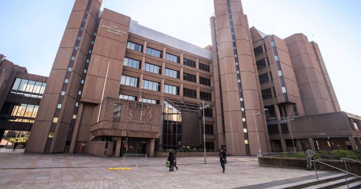 Jury trials to be scrapped in some cases in bid to tackle court backlog