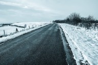 How to stay safe on winter roads with defensive driving techniques