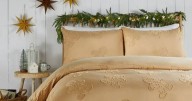 Dunelm shoppers can snap up 'cosy' Christmas gingerbread bedding for only £5
