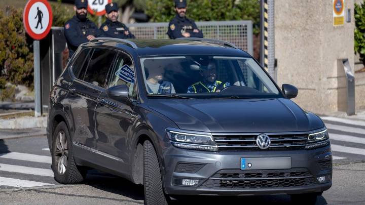 Libertad con prohibición de salir de España para los detenidos por presunto blanqueo de Plus Ultra