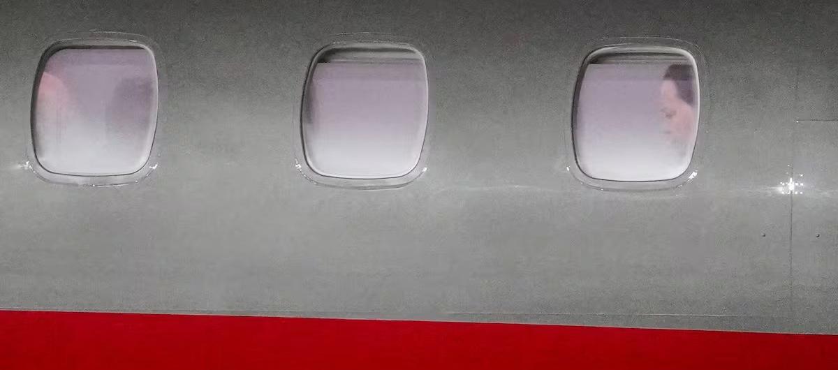 María Corina Machado reapareció en el Grand Hotel de Oslo y cantó el himno de Venezuela