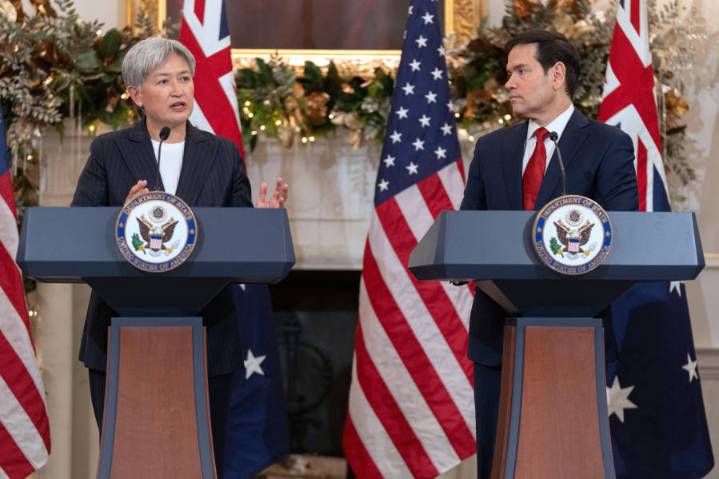 U.S. and Australian officials meet to discuss China