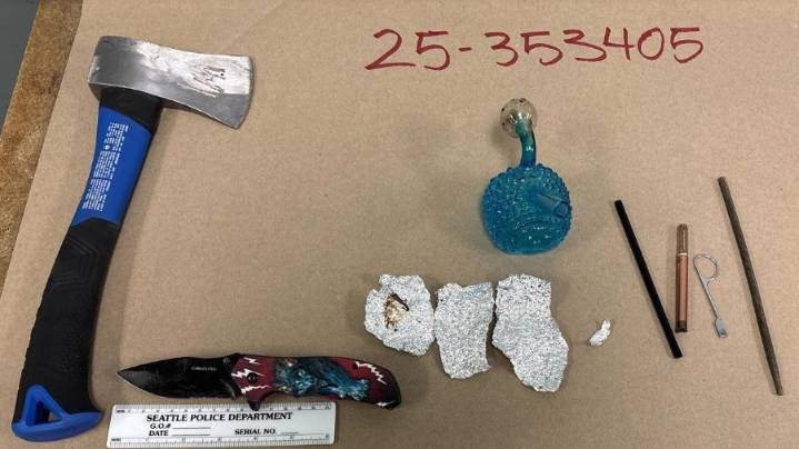 Police arrest man with hatchet, knife and drugs in Seattle