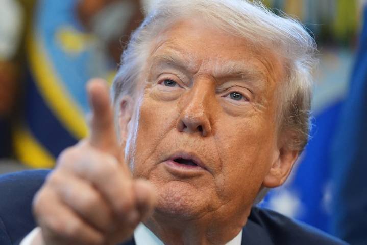 Gobierno de Trump enfrenta demandas por discriminación racial