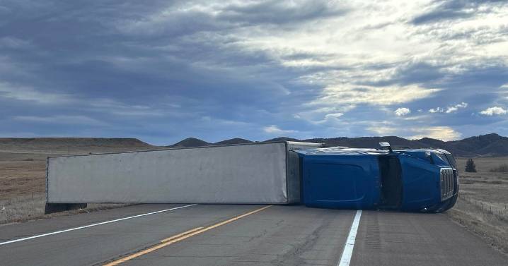 Wind blamed for blown-over semis in Northern Colorado