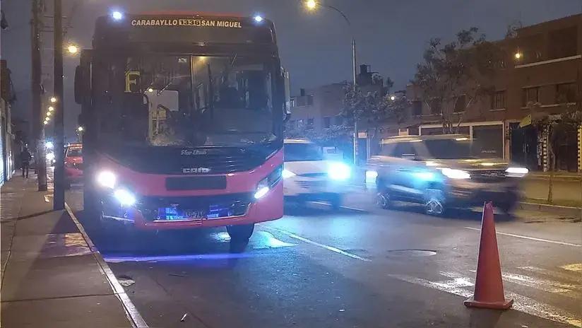 Cercado de Lima: adulto mayor en estado crítico tras ser atropellado por bus de 'El Rápido'