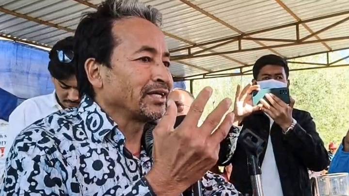 Parliament panel says Sonam Wangchuk’s HIAL doing exemplary work, should be given UGC recognition