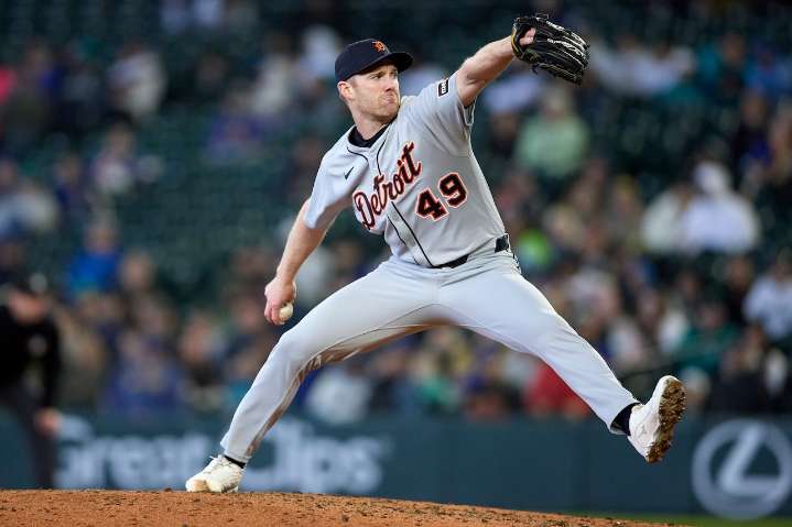 Rockies add former Tigers reliever on minor