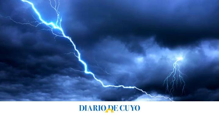 Los 16 aparatos que debés desenchufar durante una tormenta eléctrica para evitar incendios