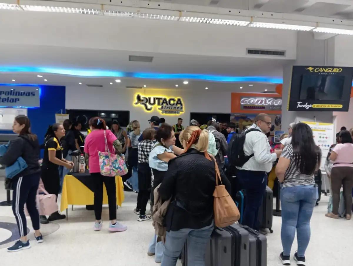 Aumenta el flujo de pasajeros hacia San Antonio del Táchira tras cancelaciones de vuelos