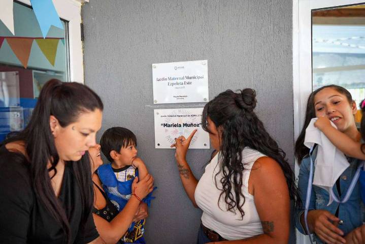 La comunidad educativa del Jardín Maternal Municipal de Ezpeleta impuso el nombre “Mariela Muñoz”...