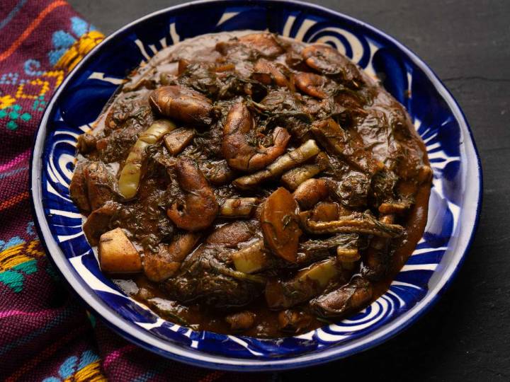 Receta de romeritos con mole