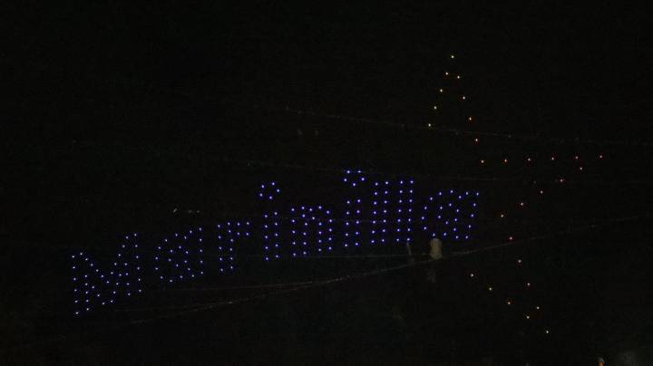 Marinilla estrenó temporada navideña con espectáculo de drones