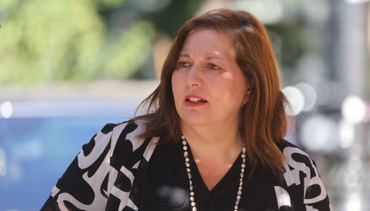 Jefa de campaña de Jara y la importancia de la segunda vuelta: "Lo que se juega el domingo son los derechos sociales"