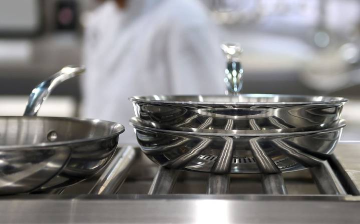 Restaurant inspections: None found with violations; see 20 that passed