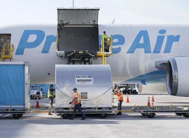 Pilots urge ASL Airlines to attend talks this weekend as dispute escalates