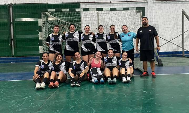 Handball: las Mayores de Muni Pilar se metieron por primera vez en el Súper 8