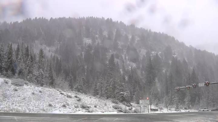 Avalanche danger rises as Utah welcomes fresh powder Friday