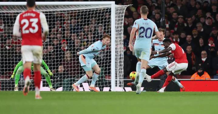 Arsenal beat Brentford but Mikel Arteta suffers blows