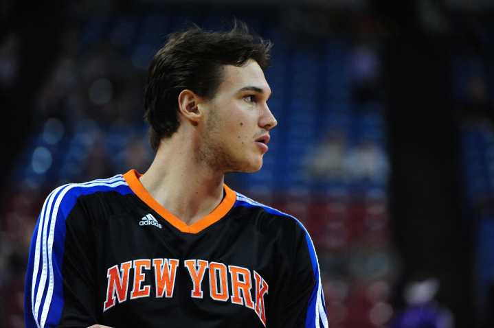 Former Knicks wing Danilo Gallinari retires from basketball after 20 professional seasons