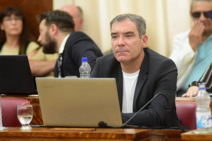 Entre lágrimas, Neme se despidió del Concejo y habló de lo que viene: “Voy a dar lo mejor de mí”