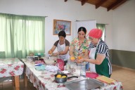 Exitoso taller de pan dulces navideños en el Centro de Día