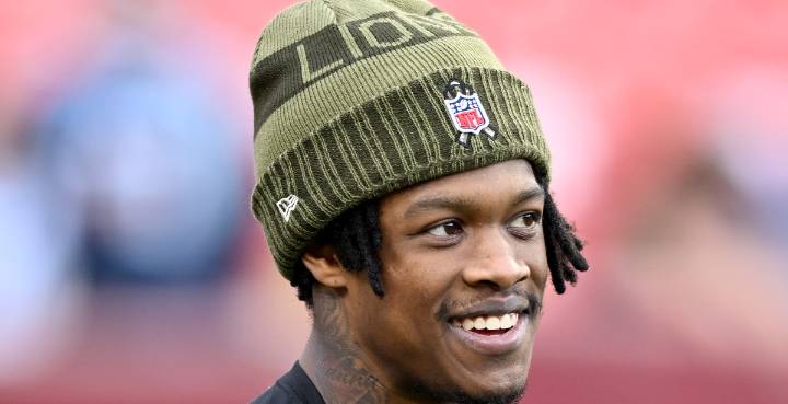 Lions WR Jameson Williams given NFL honors for community work