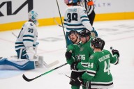 Rantanen has goal and 2 assists as Stars beat Sharks 4-1 to extend point streak to nine games