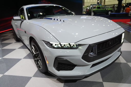 Trump plans to weaken vehicle mileage rules that limit air pollution