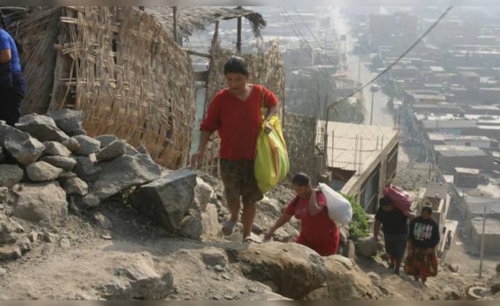 Perú sigue rezagado en reducción de pobreza y vulnerabilidad, según informe del Banco Mundial