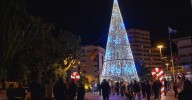 Más de 4.000 personas viven el encendido de las luces de Navidad de Motril