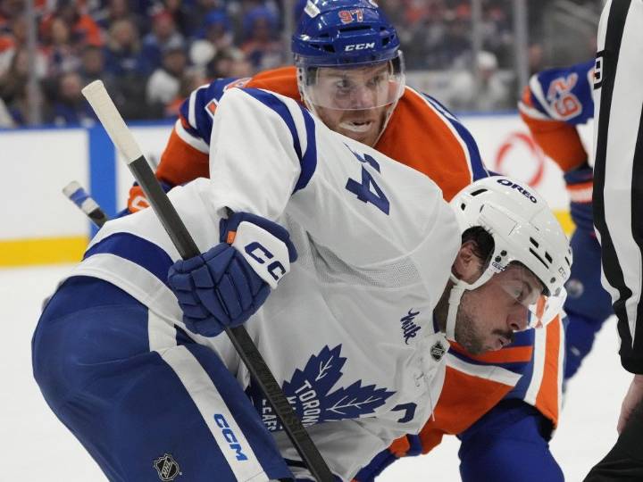 Leafs, Oilers must fix slow starts before talking playoffs