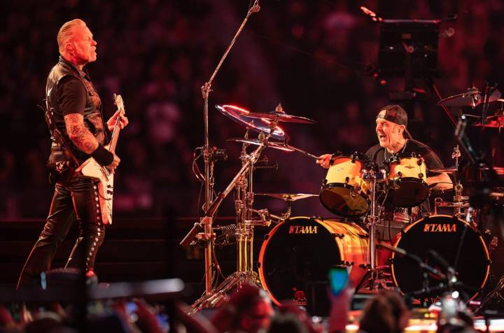 Metallica Fans Hit With Lifetime Bans After Perth Stadium Stunt