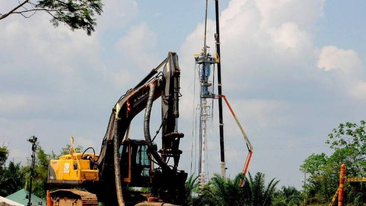 Exportaciones de Colombia cayeron 0,2% en octubre por fuerte baja del petróleo