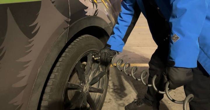 Here's how best to prepare your car for snow and avoid crashes, Colorado State Patrol says