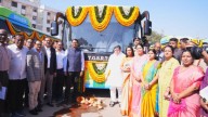Ponnam Prabhakar flagged off 65 electric buses in Hyderabad