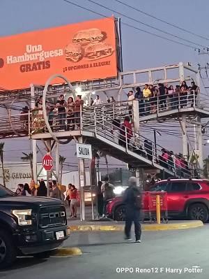 Reynosenses se alistan para disfrutar del Desfile Navideño