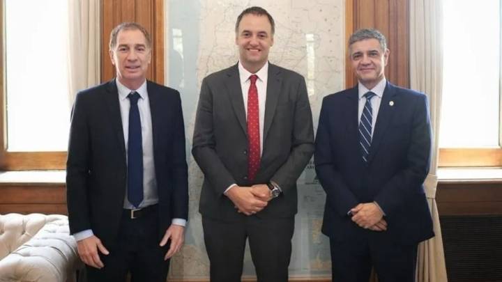 Santilli y Jorge Macri tensan la negociación por la deuda coparticipable