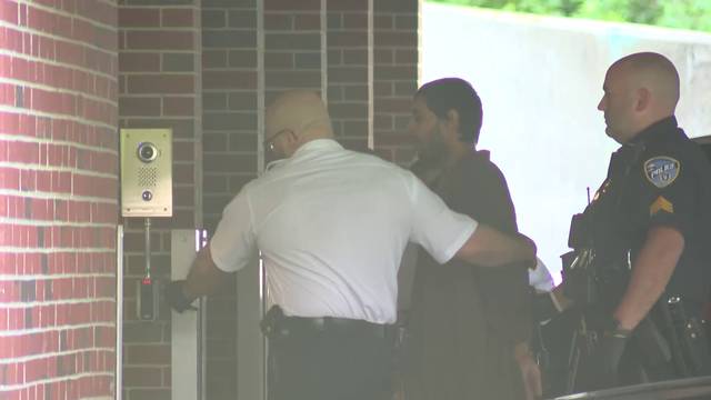 Man accused of fatally shooting Mass. father indicted for murder, other charges