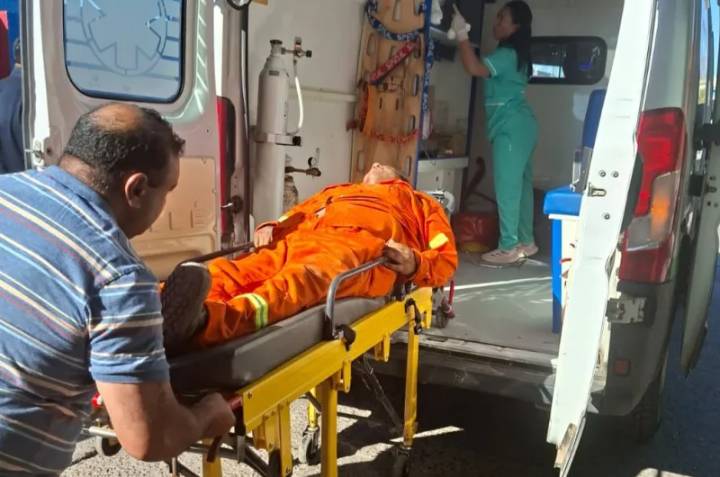 Grave accidente en el barrio Rivadavia: un trabajador resultó herido tras caer de una máquina