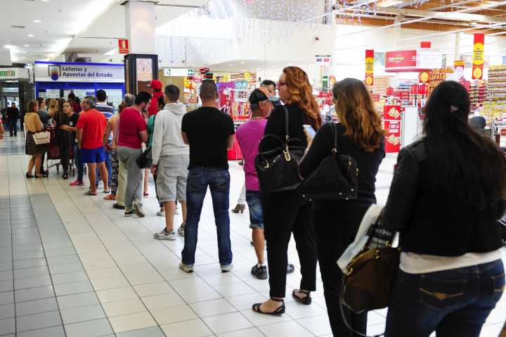 Un décimo de Lotería de Navidad con estos números te dará una pequeña alegría
