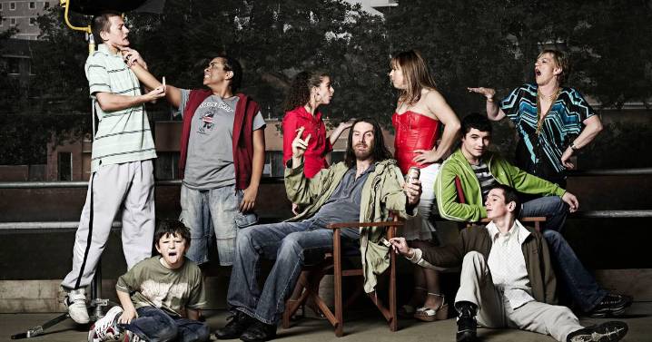 Shameless twin stars look totally different 21 years after Channel 4 show aired