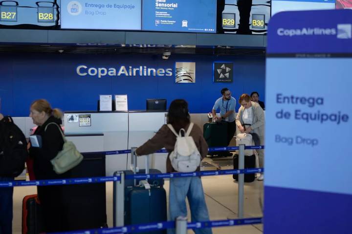 Aerolínea venezolana abre nueva ruta a España, con escala en Colombia, tras suspender sus vuelos