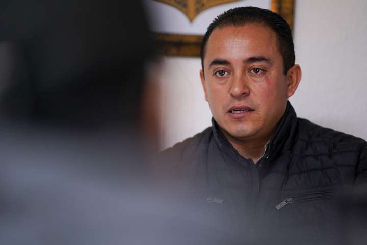 Retiran visa de turista a presidente municipal de San Felipe