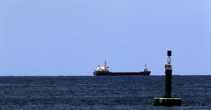 EE.UU. se quedará el petróleo del buque intervenido y Venezuela recurre a instancias internacionales