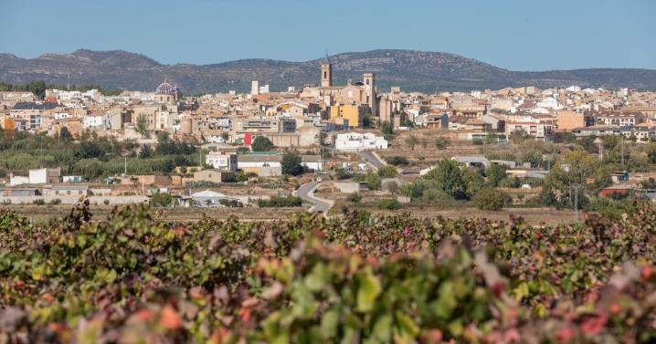 El municipio valenciano declarado conjunto histórico-artístico hace 60 años y que en 2026 será la Ciudad Española del Vino