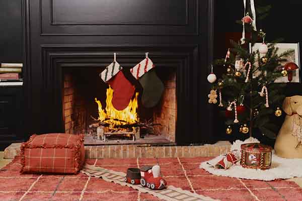 El brillo se rinde a la calidez en Navidad