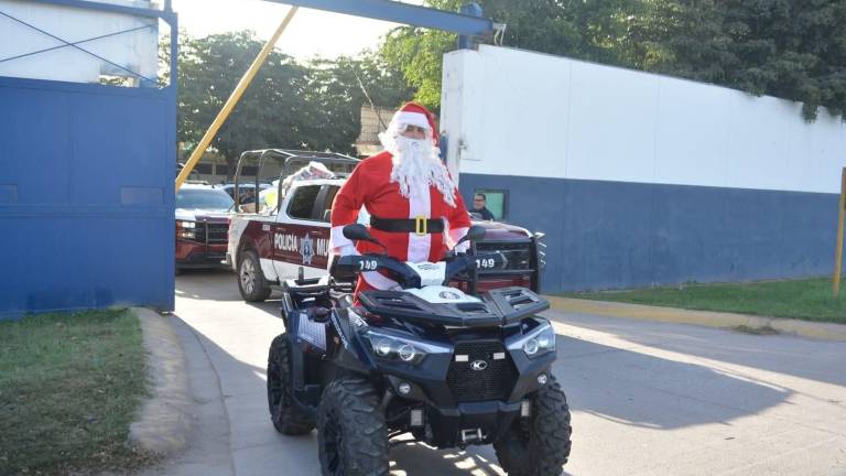 Invitan a sumarse al Policlaus 2025 con donación de juguetes para niñas y niños de Ahome
